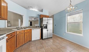 62 W 13TH St, Atlantic Beach, FL 32233