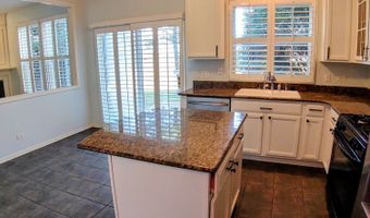 564 Woods Creek Ln, Algonquin, IL 60102