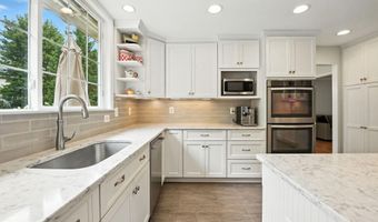 42972 DEER CHASE Pl, Ashburn, VA 20147