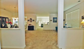 10 Vineyard Way, Barnegat, NJ 08005