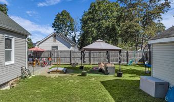 553 Mermaid Ave, Beachwood, NJ 08722