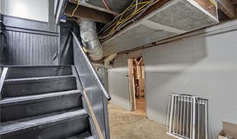 5231 Stark Ave, Ashtabula, OH 44004