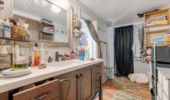 6680 Haasadahl Rd, Allentown, PA 18106