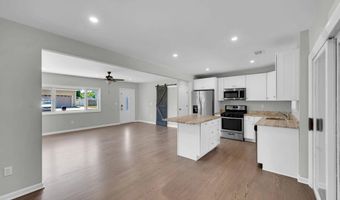 332 Beach Ave, Beachwood, NJ 08722