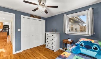 26 Algerine St, Berkley, MA 02779