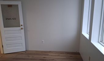 112 N Madison Ave, Aurora, MO 65605