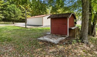 203 Edgewood St, Ballard, WV 24918