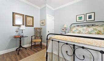 404 Ramaux St, Bay St. Louis, MS 39520