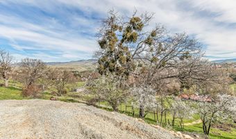 852 Oak St, Ashland, OR 97520