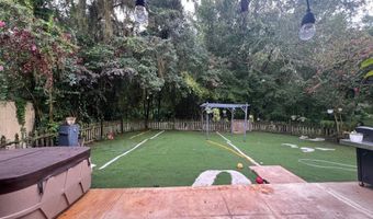 10724 Creek Dr, Alachua, FL 32615