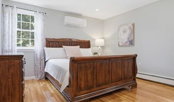 33 Simon Willard Rd, Acton, MA 01720