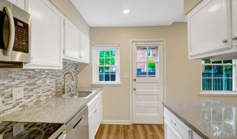 3364 S WAKEFIELD St #A, Arlington, VA 22206