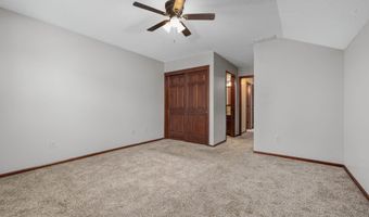 2312 Northgate Blvd, Auburn, IN 46706