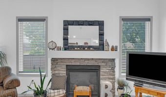 2914 SW Pleasant St, Ankeny, IA 50023