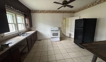 427 E 15th St, Baxter Springs, KS 66713