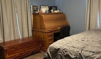 200 S Karner Ave, Altamont, KS 67330