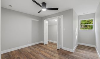 1512 Brentwood Dr, Athens, TN 37303