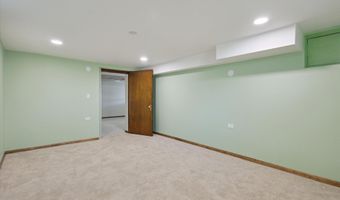 140 32nd St, Allegan, MI 49010