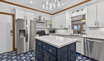 3829 Tpc Dr, Alma, AR 72921