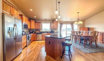502 Granite Dr, Bismarck, ND 58503