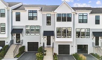 5 W Cross Trl 5, Danbury, CT 06810