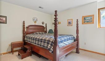 810 Latoka View Ct SW, Alexandria, MN 56308