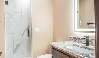 2816 E Sunflower Cir, Brandon, SD 57005
