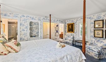 4259 Main St, Barnstable, MA 02630