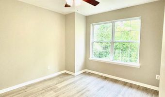 27 Oyster Bay, Absecon, NJ 08201