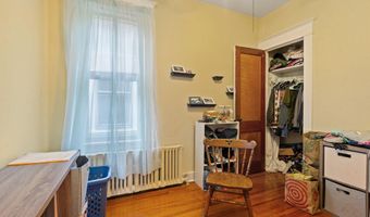 687 Myrtle Ave, Albany, NY 12208