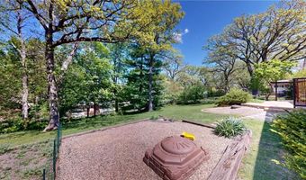 419 Ridge Rd, Albert Lea, MN 56007