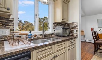 58 Needle Grove Pt D, North Providence, RI 02904