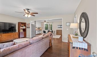807 7th St NE, Arab, AL 35016