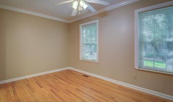 514 S HENRY St, Alexandria, VA 22314