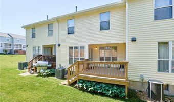 1549 Whispering Creek Dr, Ballwin, MO 63021