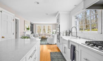 79 Sturgis Ln, Barnstable, MA 02630