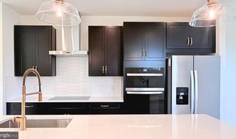 43800 MYSTIC MAROON Ter, Ashburn, VA 20147