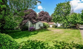 34 Valerie Ln, Danbury, CT 06811