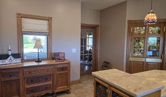 19417 S 5th Dr, Beatrice, NE 68310