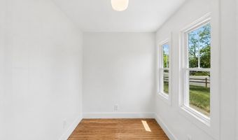 4 Washington St, Bath, ME 04530