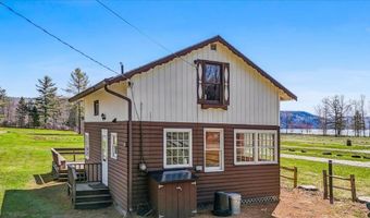 95 Bellwater Ave, Barton, VT 05822