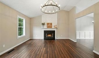 322 WINDING WOODS Trl, Woodstock, GA 30189
