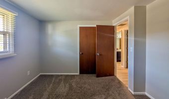 904 Carlin Pl, Angola, IN 46703