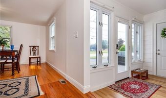 170 Pilgrim Pkwy, Warwick, RI 02888