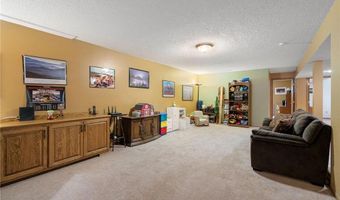 1605 22nd Ave SW, Austin, MN 55912