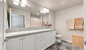 17149 SW SNOWDALE St, Beaverton, OR 97007