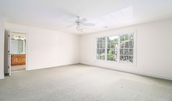 21 Great Heron Ln 21, Brookfield, CT 06804