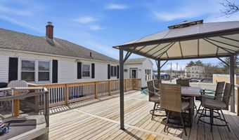 16 Brown St, North Providence, RI 02904
