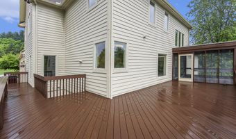 436 Pine Brae St, Ann Arbor, MI 48105