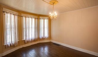 2425 Sanford Ave, Alton, IL 62002
